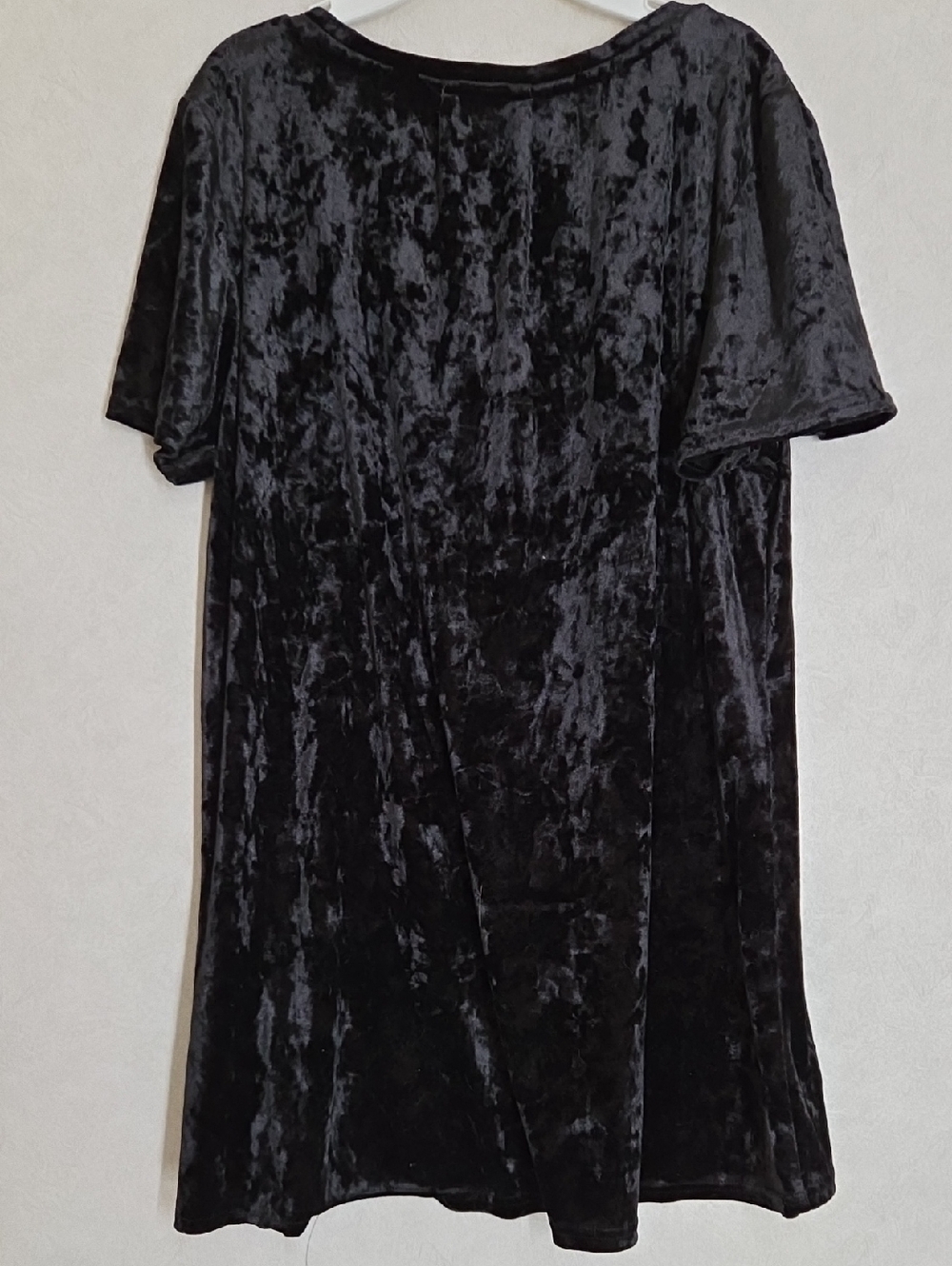 Black Crushed Velvet V-Neck Tunic - Picture 4 of 4